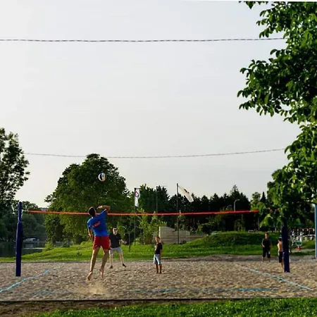 Βίλα Riverside Plaza Bihać