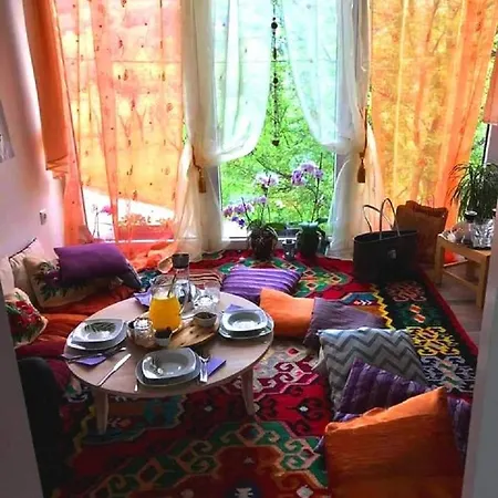 Riverside Plaza Βίλα