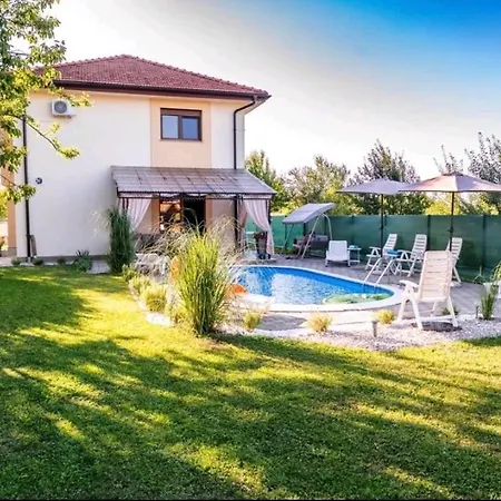 Βίλα Riverside Plaza Bihać