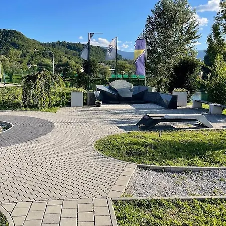 Riverside Plaza * Bihać