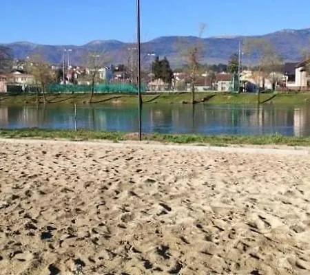 Βίλα Riverside Plaza